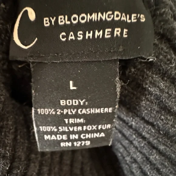 C By Bloomingdales Turtleneck Cashmere Sweater with Fox Fur Cuffs - Picture 6 of 11